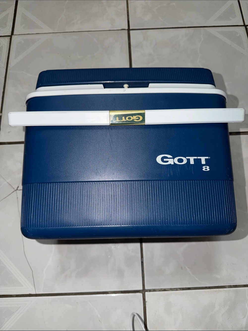 Gott 8 Blue Portable Cooler 12”Length 7.5”Wide 8”Deep